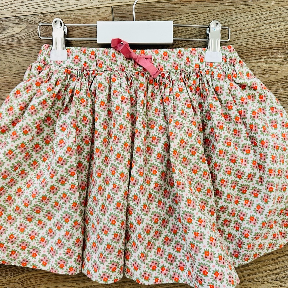 Mini Boden Floral Skirt with Pink Bow